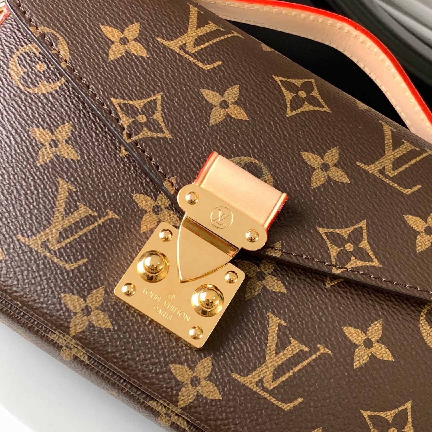 LV Pochette Metis Small Canvas Replica Bags Louis Vuitton