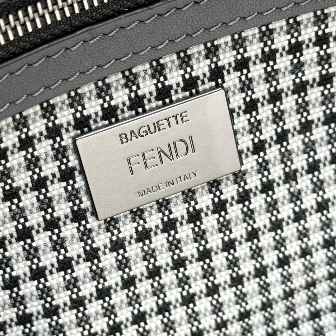 Fendi Baguette Splicing Medium Cowhide Replica Bags