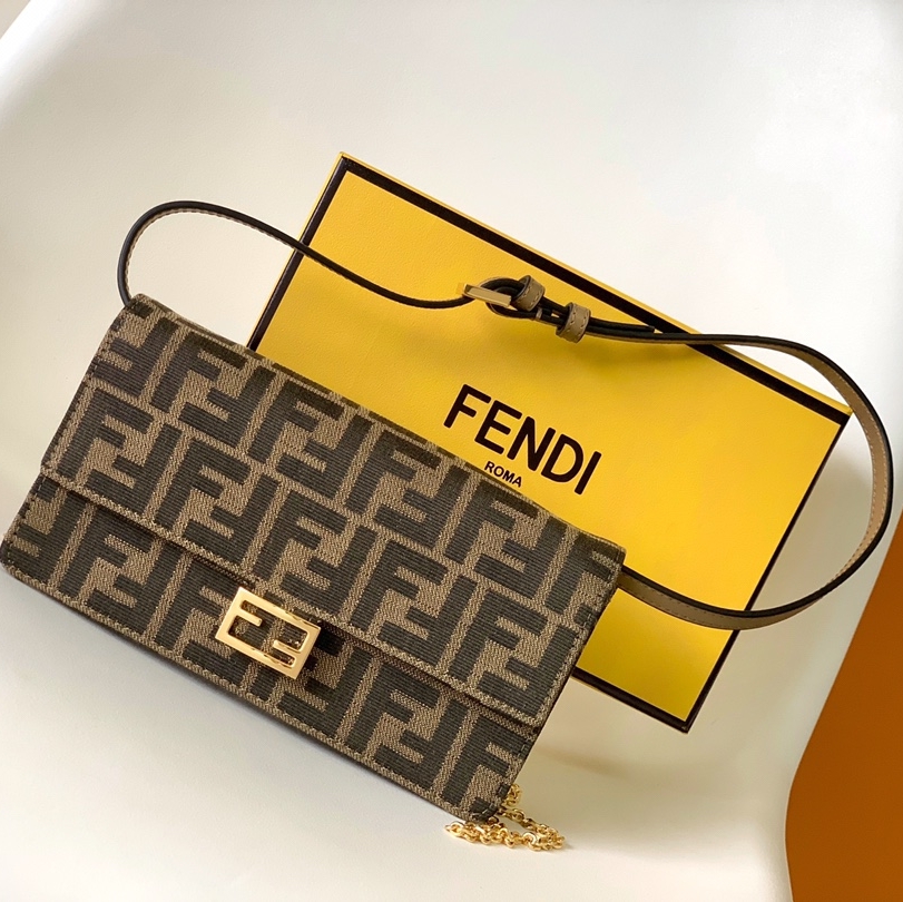 Fendi Baguette Small Sheepskin Replica Bags