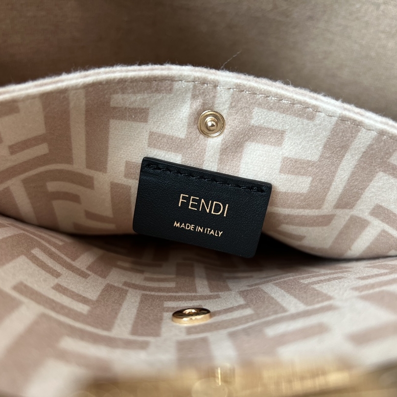 Fendi Peekaboo Large Sheepskin Replica Bags