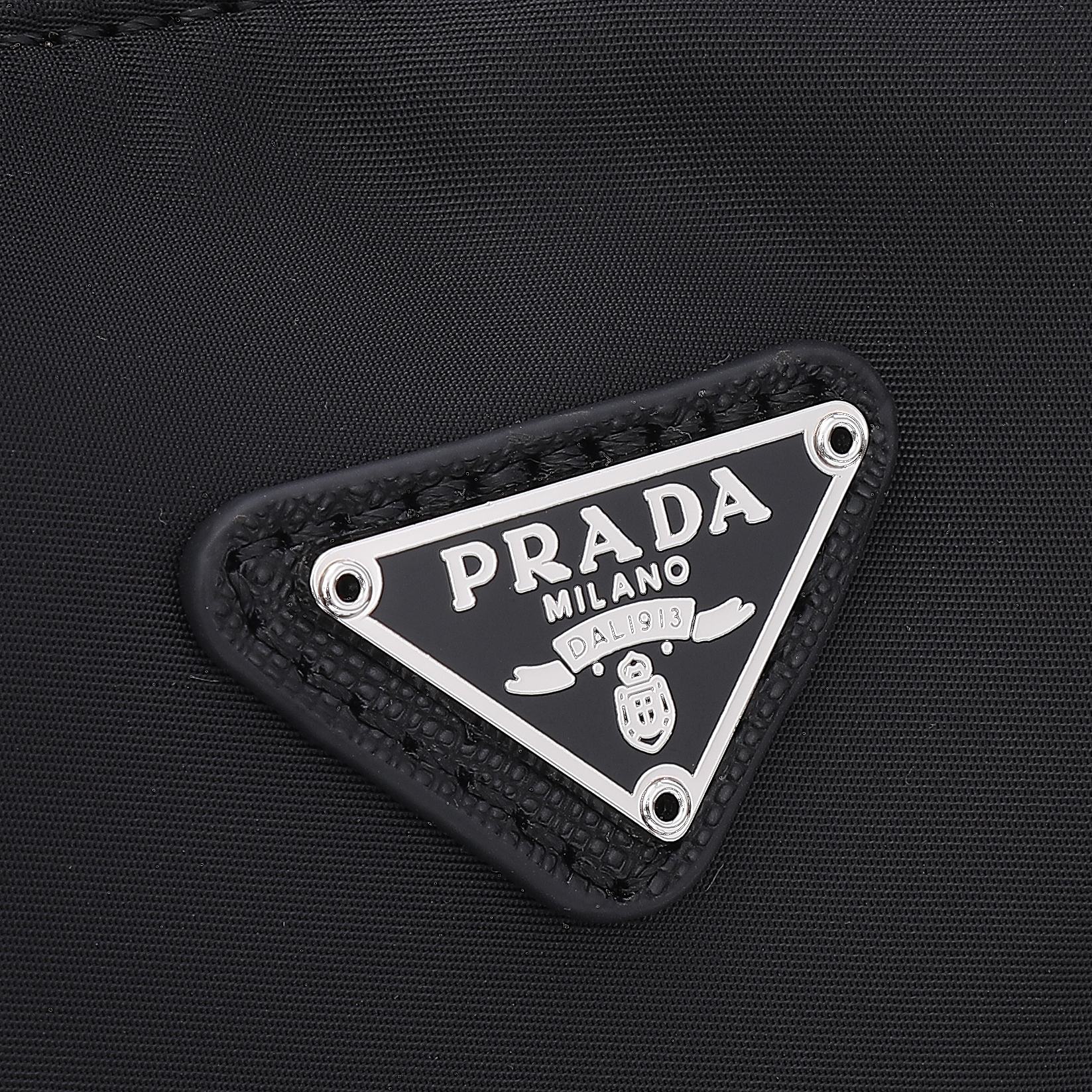 Prada Re-Edition 2000 Hobo Mini Replica Bags