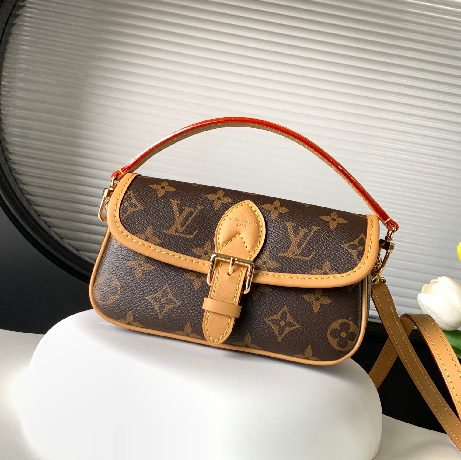 LV Diane Medium Replica Bags Louis Vuitton